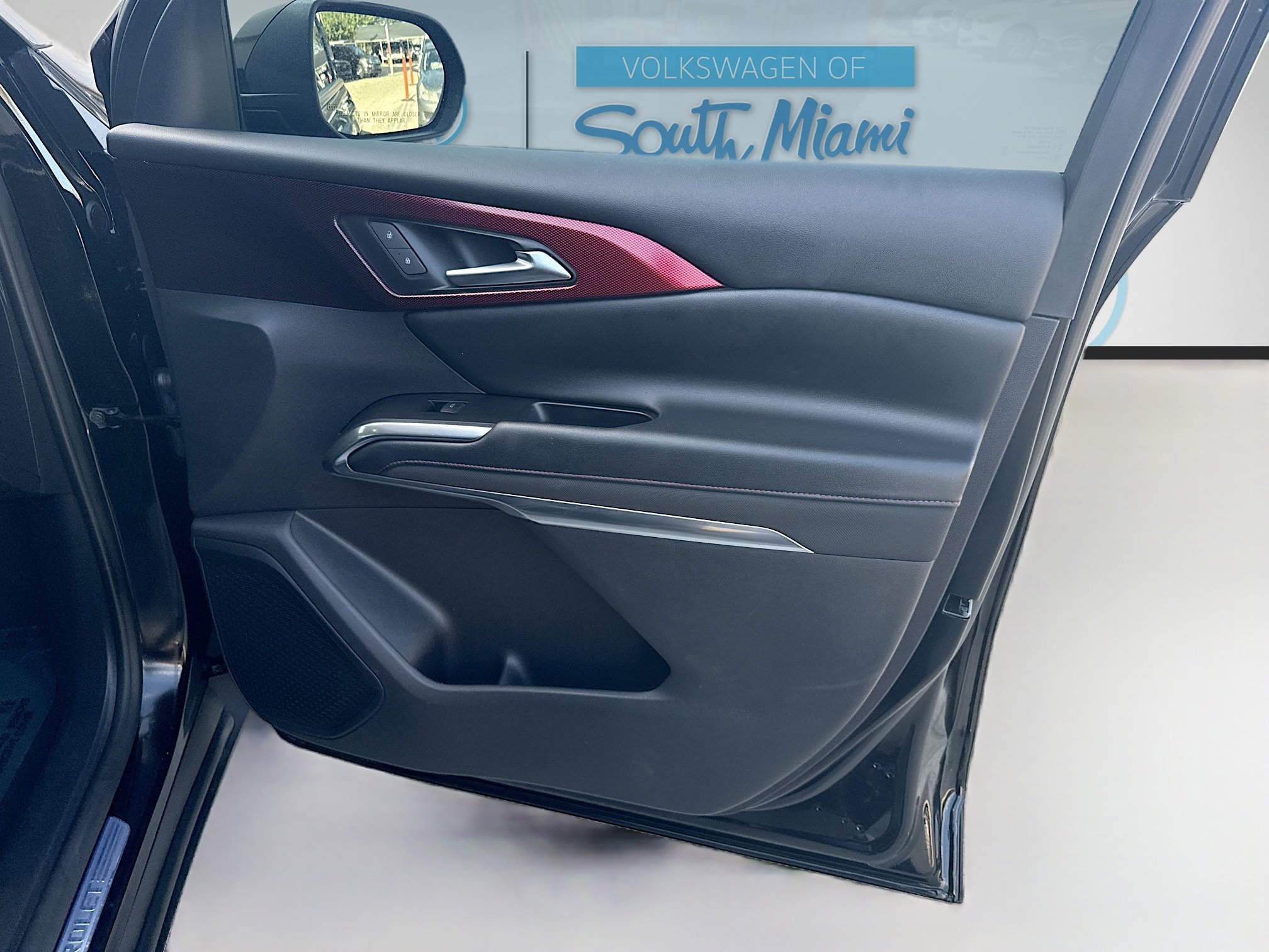 Used 2024 Chevrolet Traverse Z71 AWD/4WD image 34