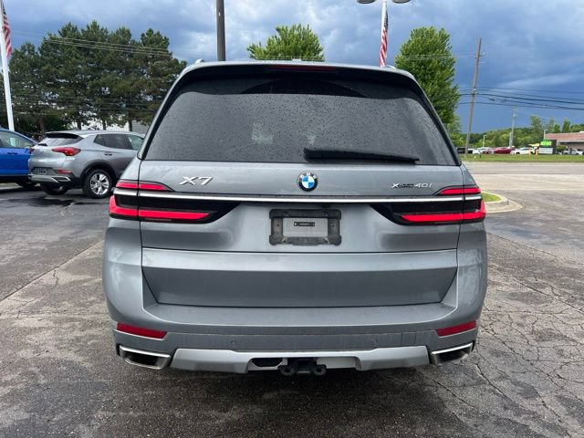 Used 2024 BMW X7 xDrive40i w/ Premium Package AWD/4WD image 6