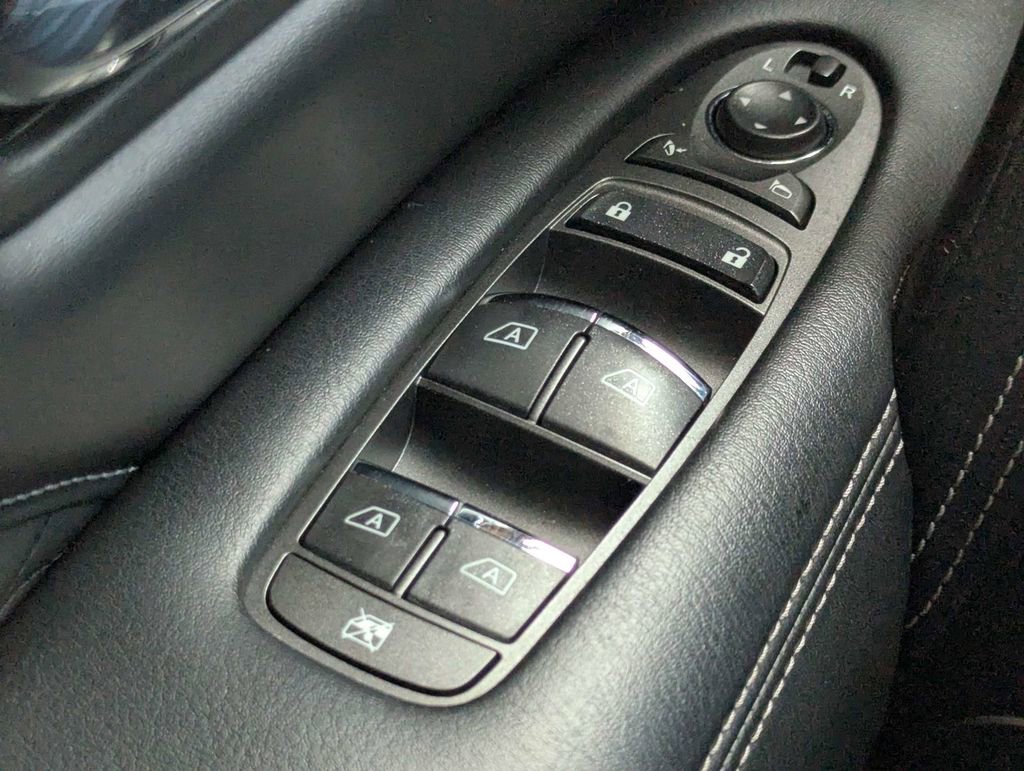 Used 2021 INFINITI QX80 Sensory w/ All-Season Package image 26