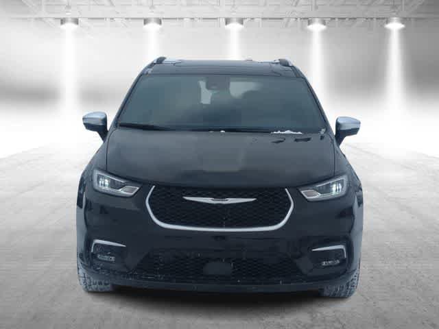 New 2026 Chrysler Pacifica Pinnacle image 3