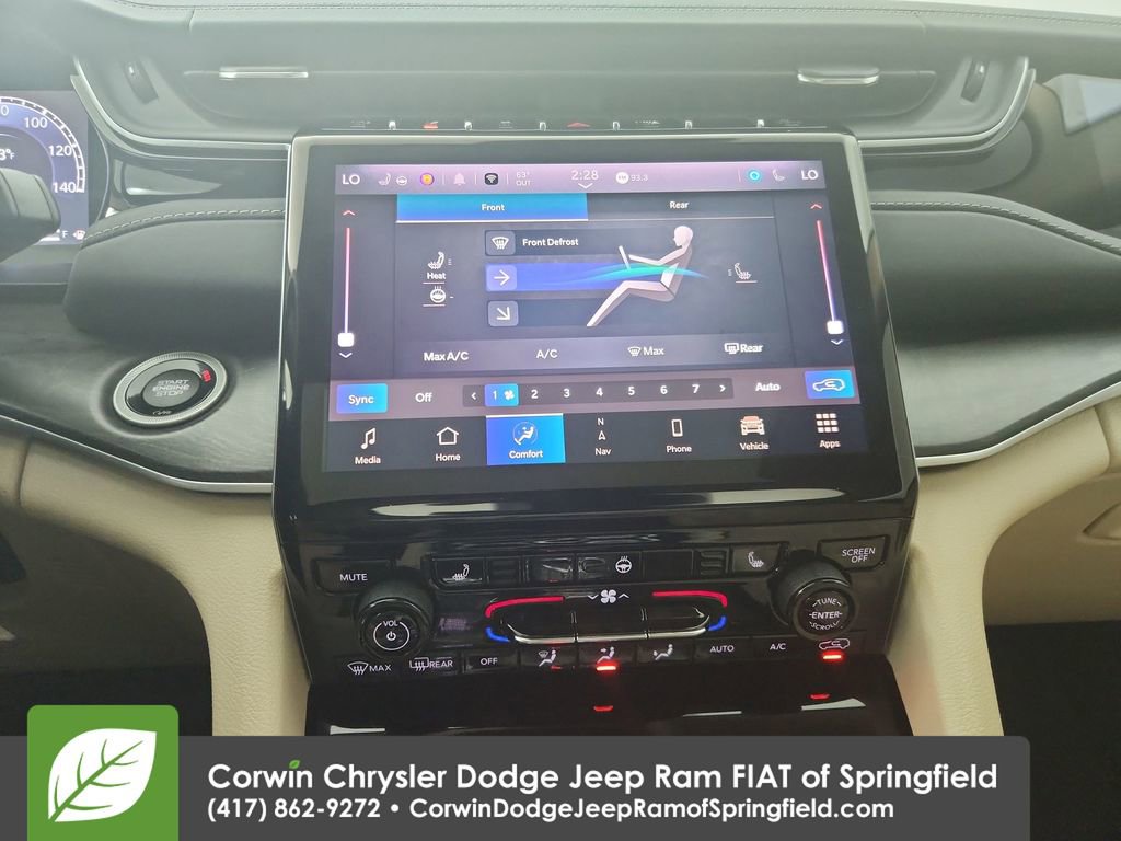 Certified 2022 Jeep Grand Cherokee L Limited image 27