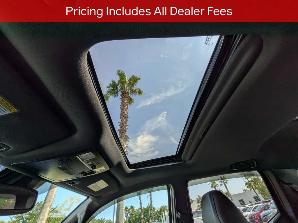 Used 2022 Toyota Tacoma Limited RWD image 22