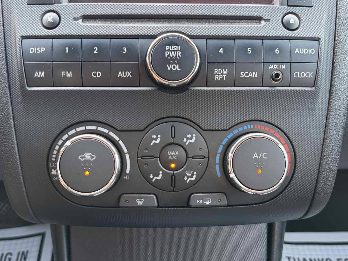 Used 2012 Nissan Altima 2.5 S w/ 20th Anniversary Pkg FWD image 19