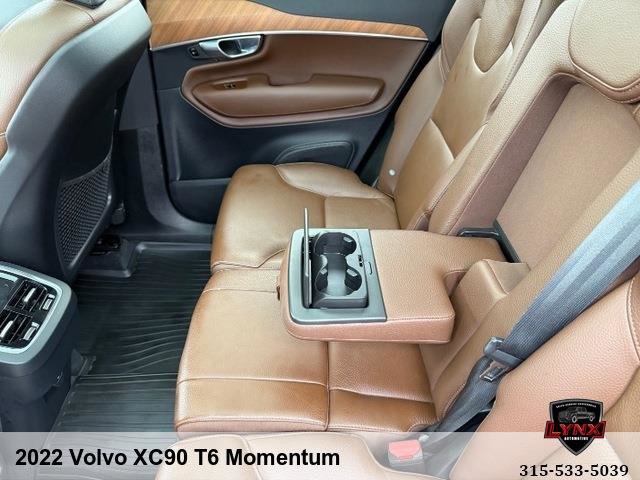 Used 2022 Volvo XC90 T6 Momentum image 35