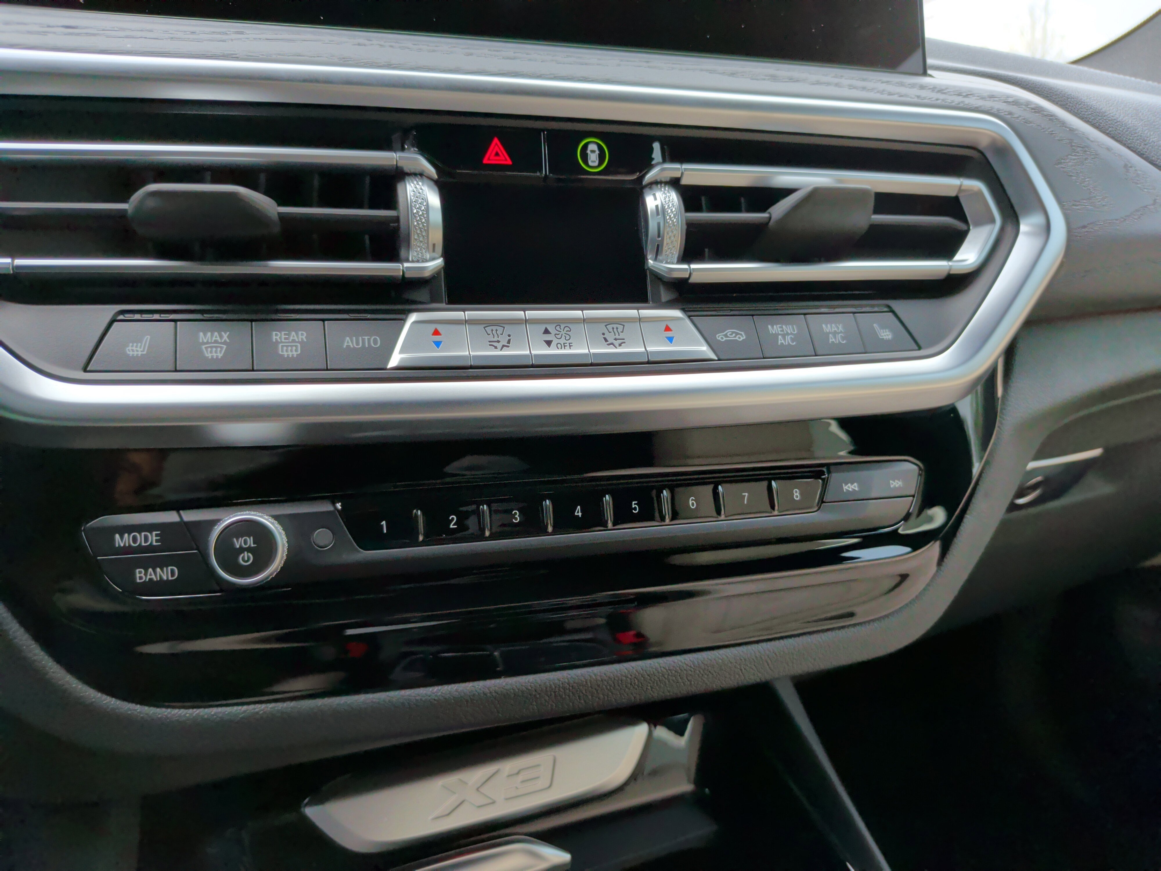 Certified 2023 BMW X3 xDrive30i w/ M Sport Package image 17