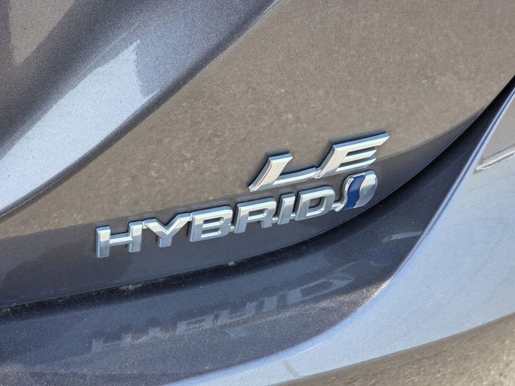 Used 2023 Toyota Camry LE w/ Cold Weather Package image 5