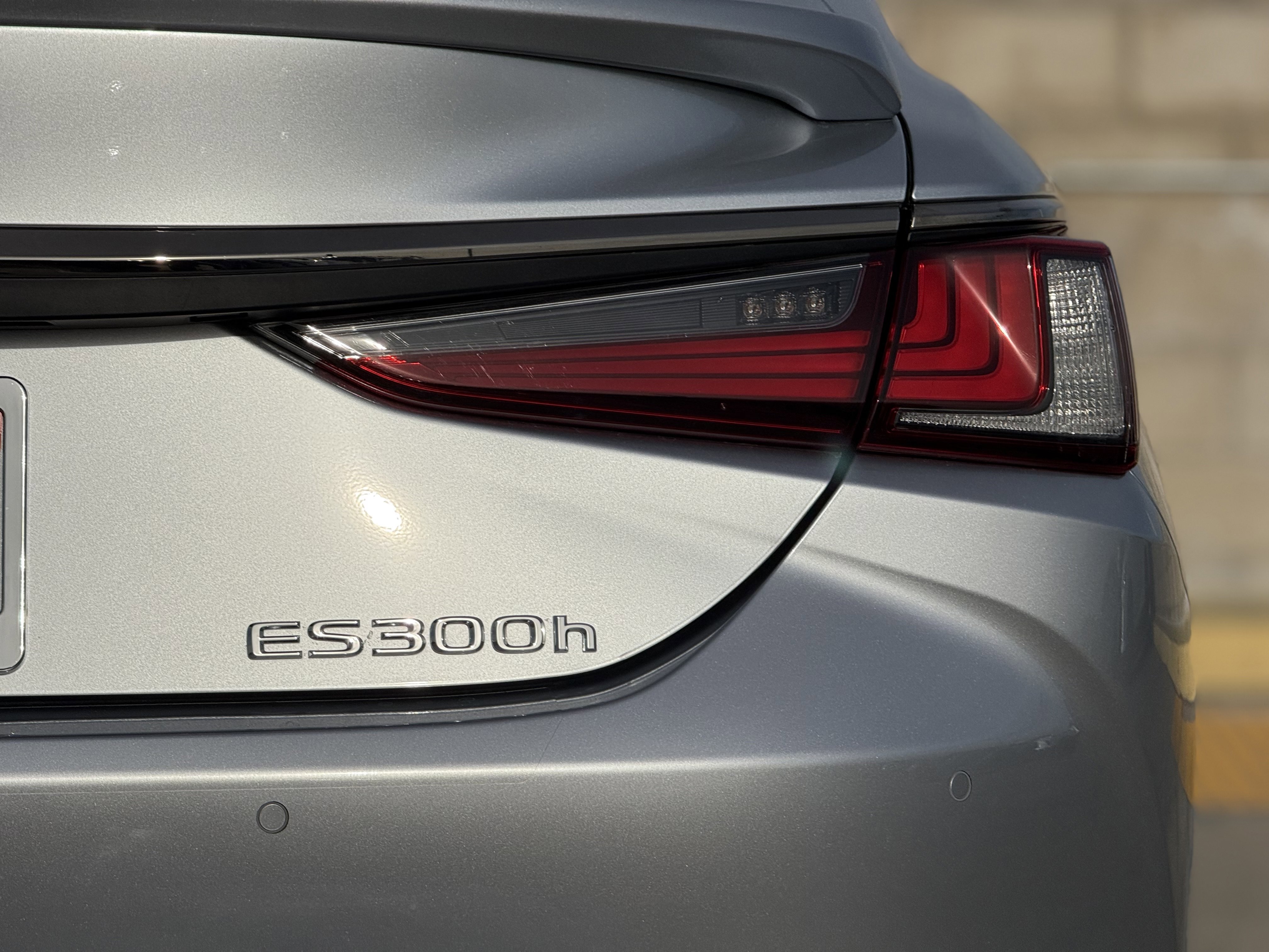 Certified 2024 Lexus ES 300h F Sport image 12