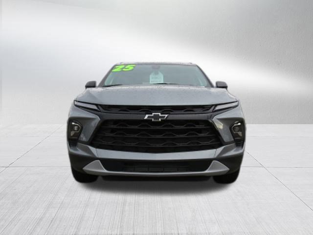New 2025 Chevrolet Blazer LT w/ Midnight/Sport Edition image 8