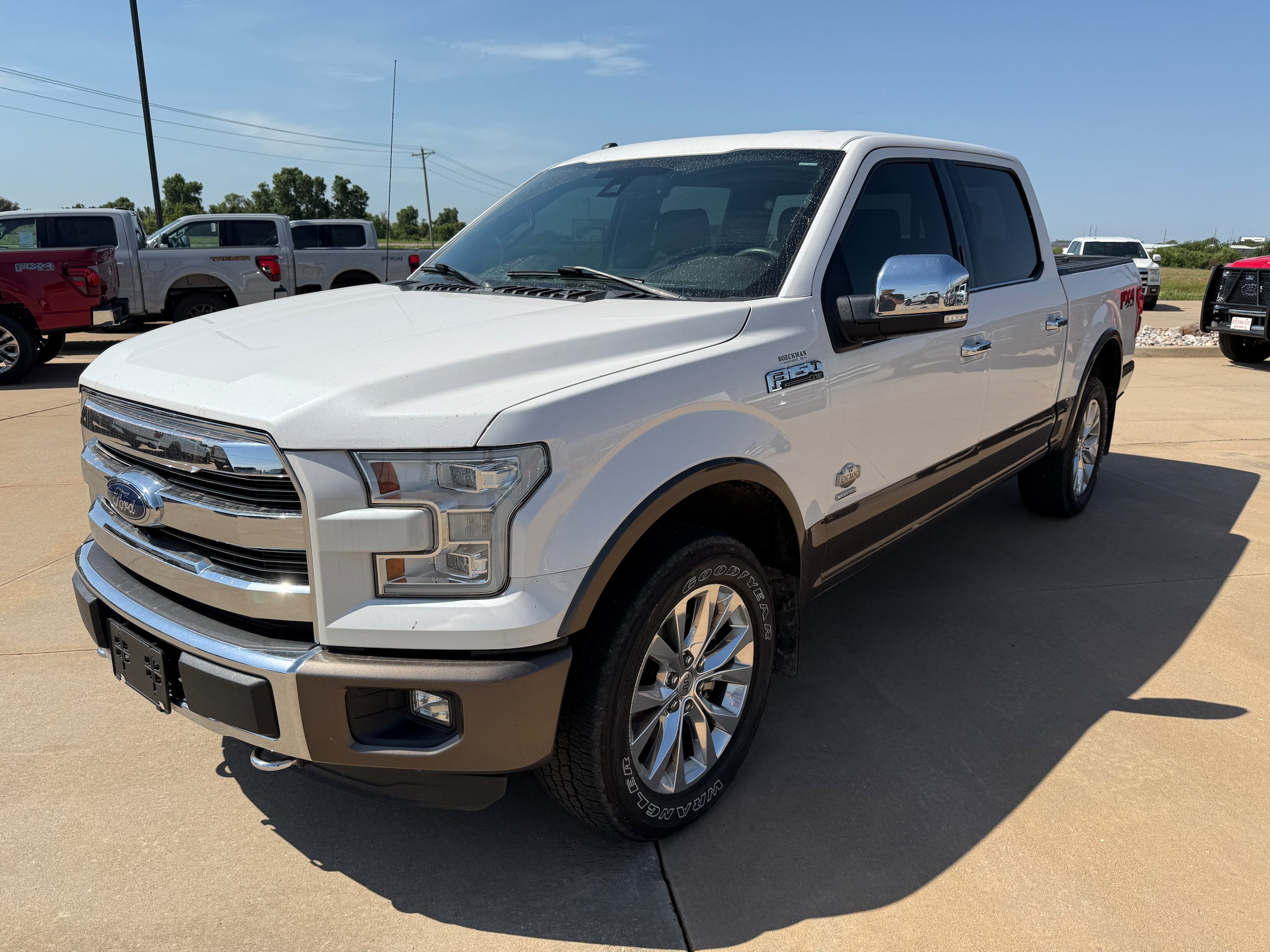 Used 2016 Ford F150 King Ranch w/ Equipment Group 601A Luxury AWD/4WD image 3