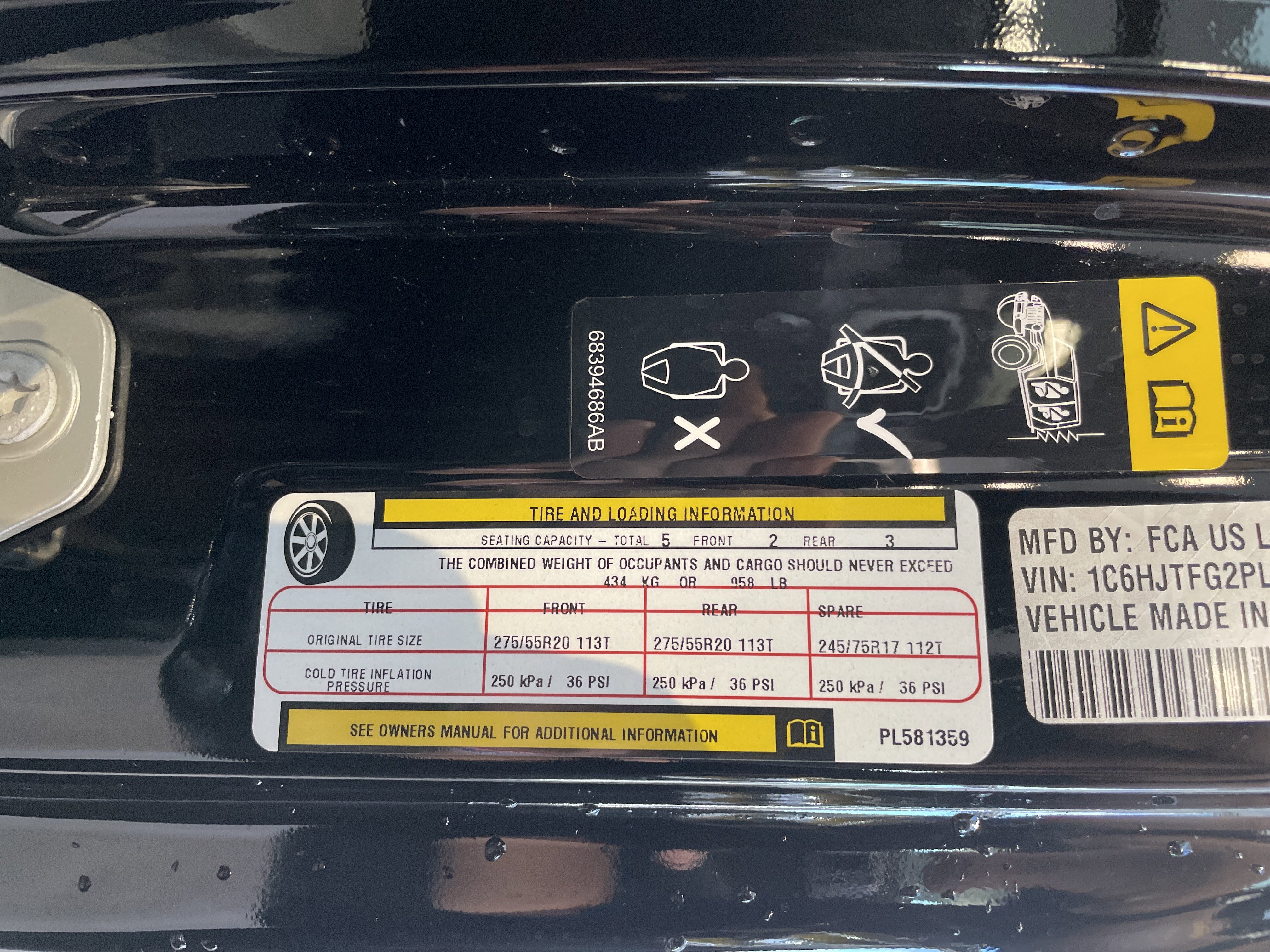 Used 2023 Jeep Gladiator Overland AWD/4WD image 38