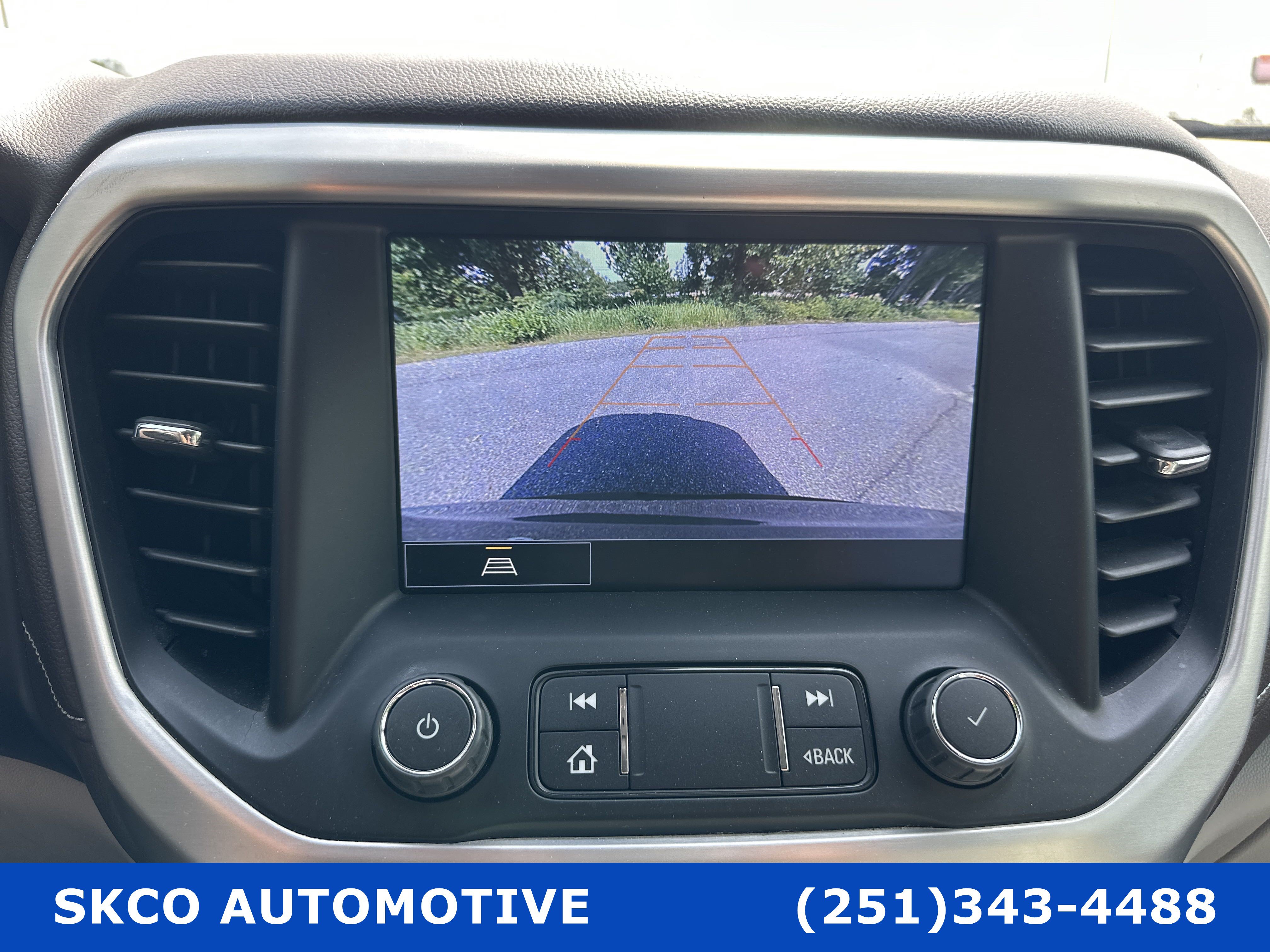Used 2023 GMC Acadia SLT FWD image 17