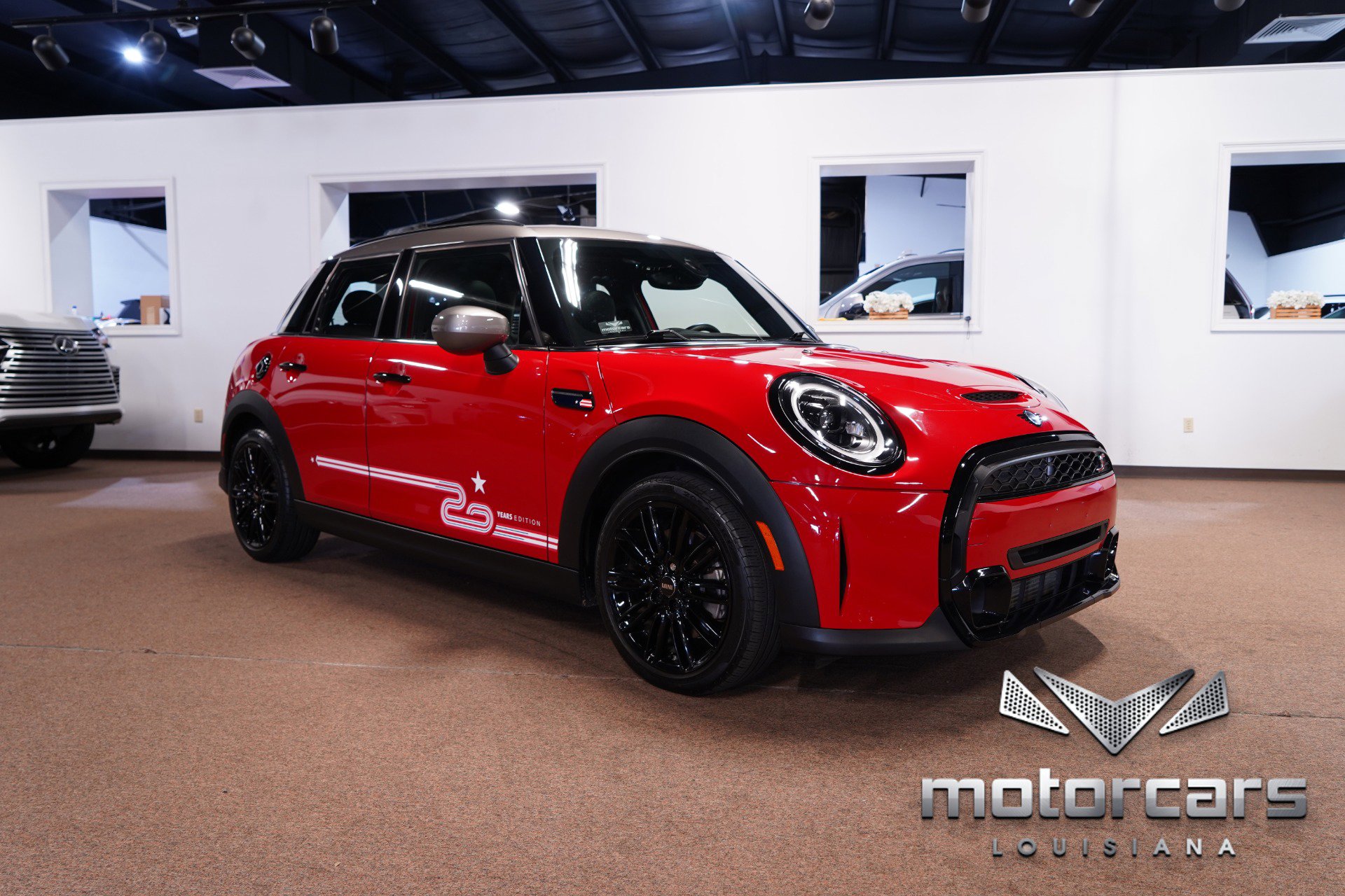 Used 2023 MINI Cooper S FWD image 9