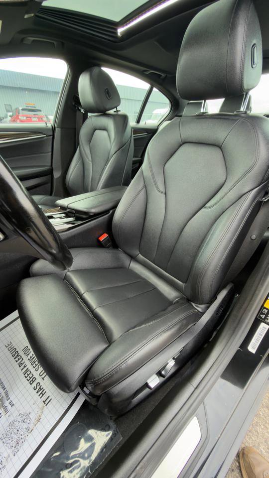 Used 2019 BMW 530i xDrive w/ Convenience Package image 20