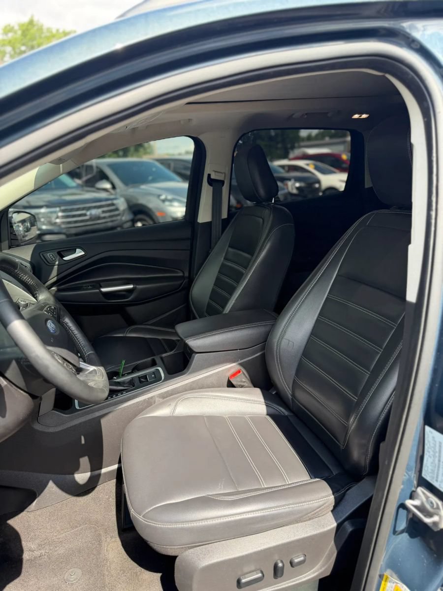 Used 2019 Ford Escape SEL AWD/4WD image 13