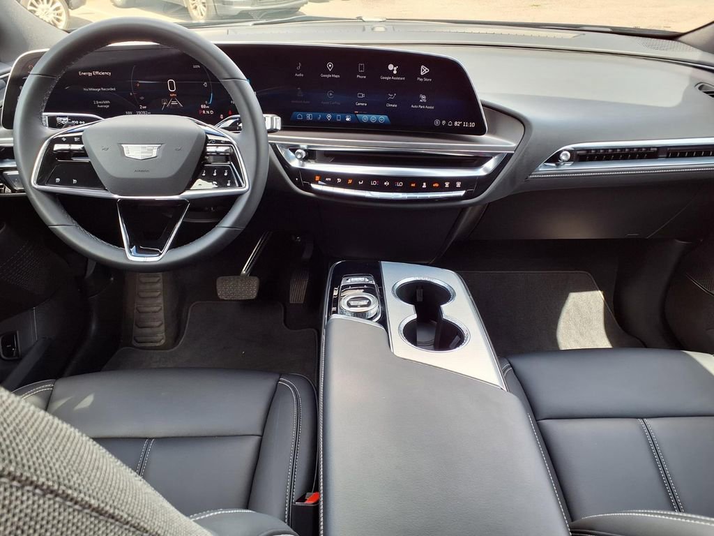 Used 2024 Cadillac Lyriq Tech w/ Driver Assist Package AWD/4WD image 17