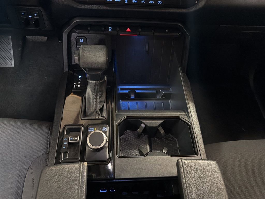 Used 2023 Toyota Tundra SR5 w/ SR5 Convenience Package AWD/4WD image 20