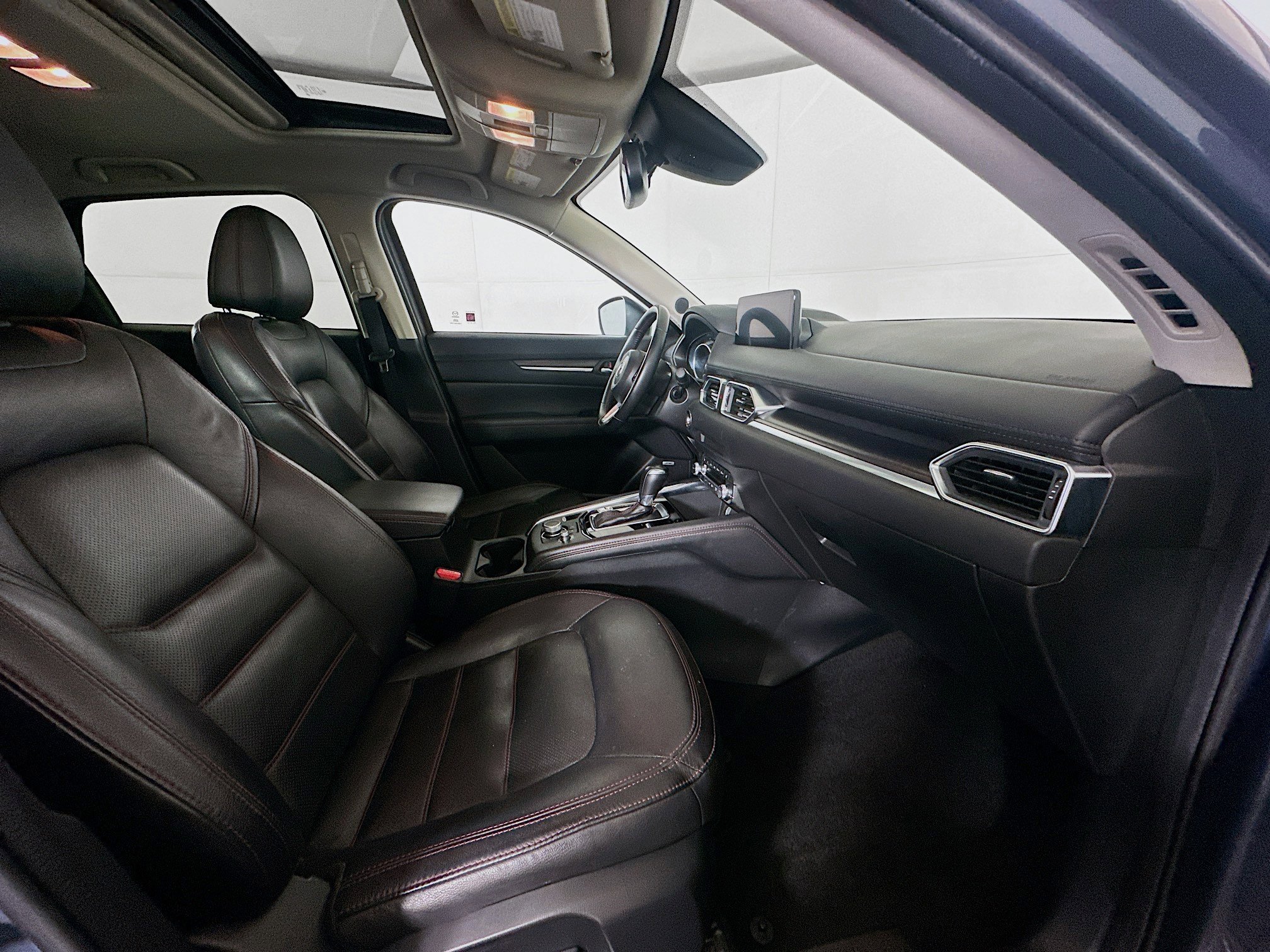 Used 2024 MAZDA CX-5 Carbon Edition image 33