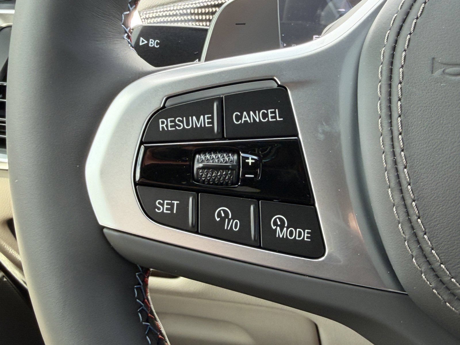 New 2027 BMW X7 M60i AWD/4WD image 32