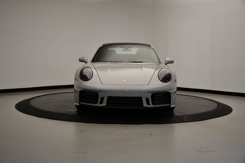 Certified 2026 Porsche 911 Carrera RWD image 10