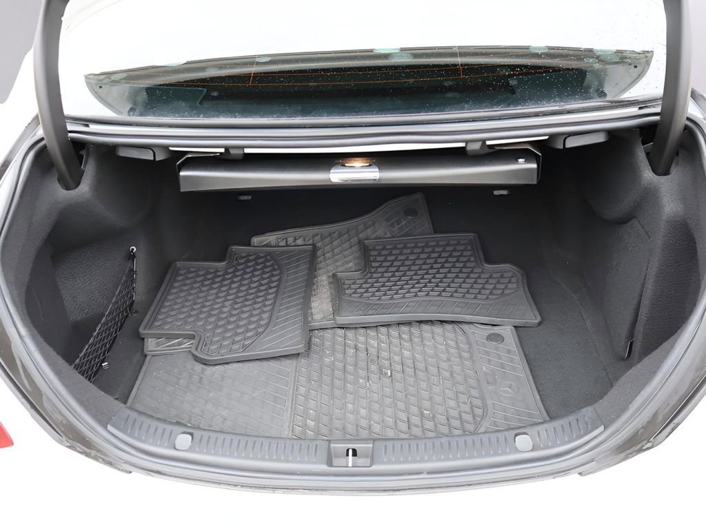 Used 2018 Mercedes-Benz E 43 AMG 4MATIC Sedan w/ Premium 2 Package image 18