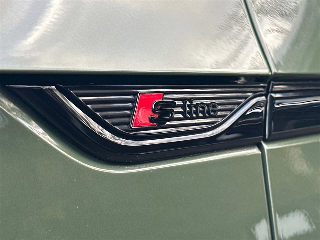 Used 2022 Audi A5 2.0T Premium Plus w/ Premium Plus image 11