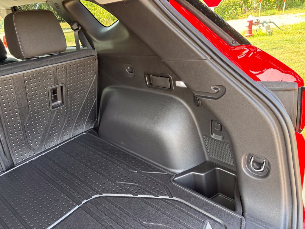 New 2026 Chevrolet Blazer LT w/ LPO, Floor Liner Package FWD image 43