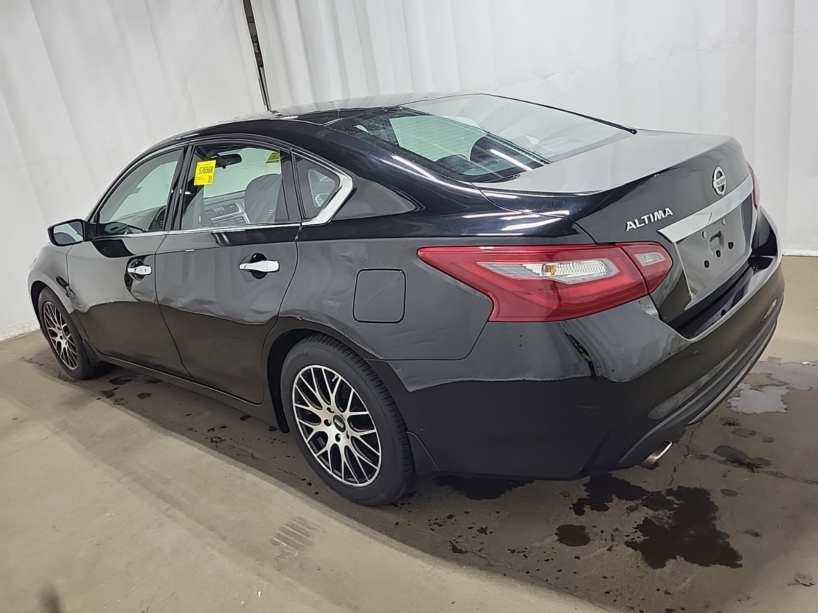 Used 2018 Nissan Altima 2.5 S w/ S Convenience Package image 3