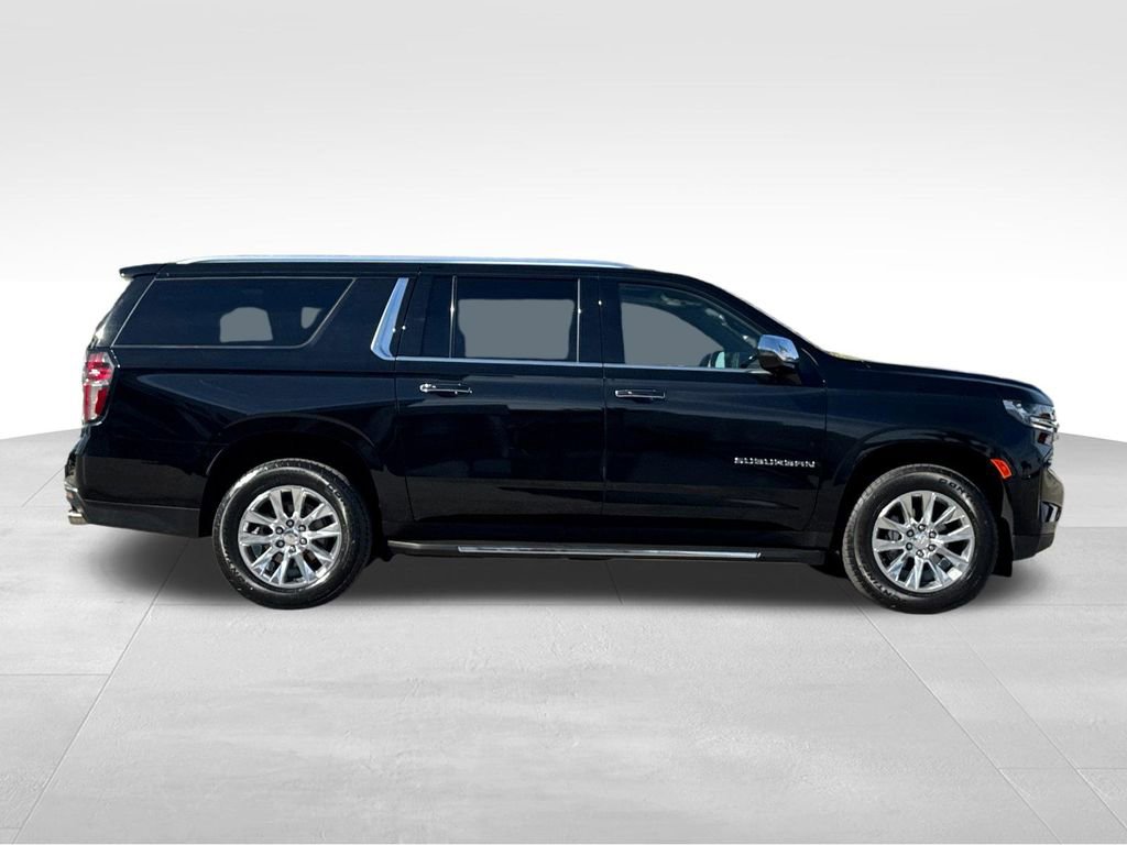 Used 2021 Chevrolet Suburban Premier image 6