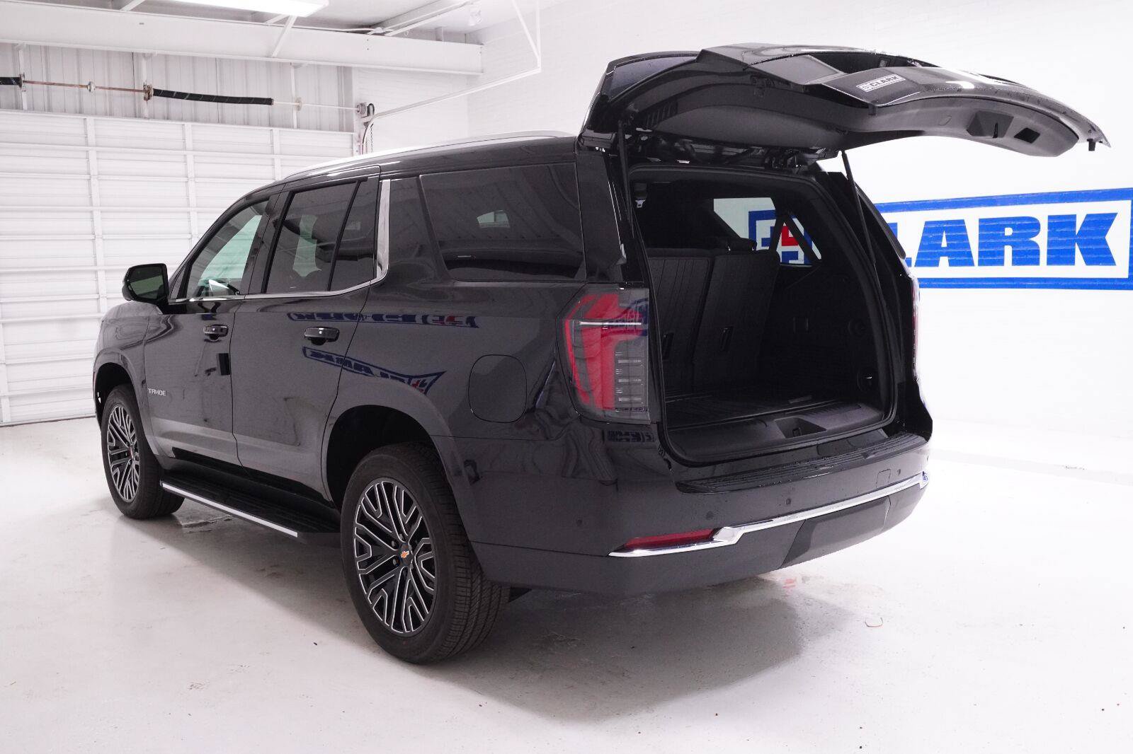 New 2026 Chevrolet Tahoe LS RWD image 35