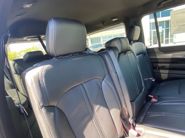 New 2023 Jeep Wagoneer Series III w/ Preferred Equipment Group image 31