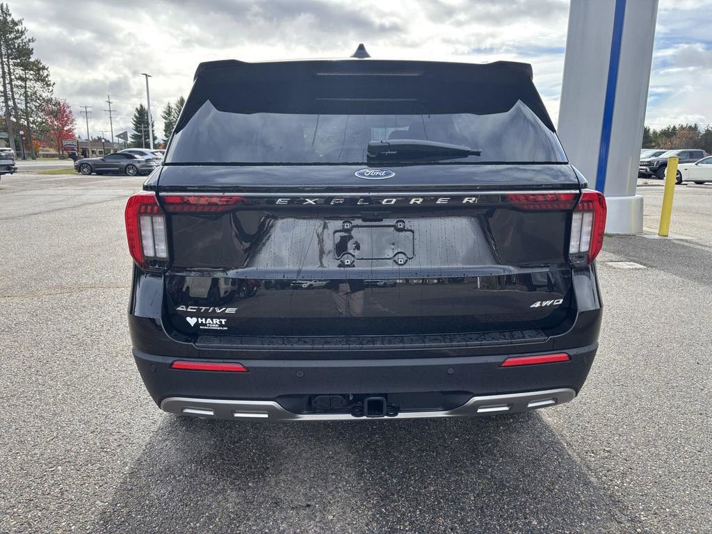 New 2026 Ford Explorer Active w/ Active Comfort Package image 4