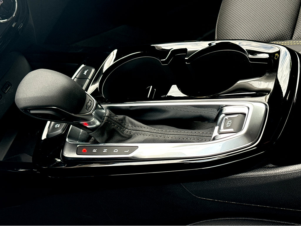 New 2025 Chevrolet Trax ACTIV w/ Driver Confidence Package FWD image 19
