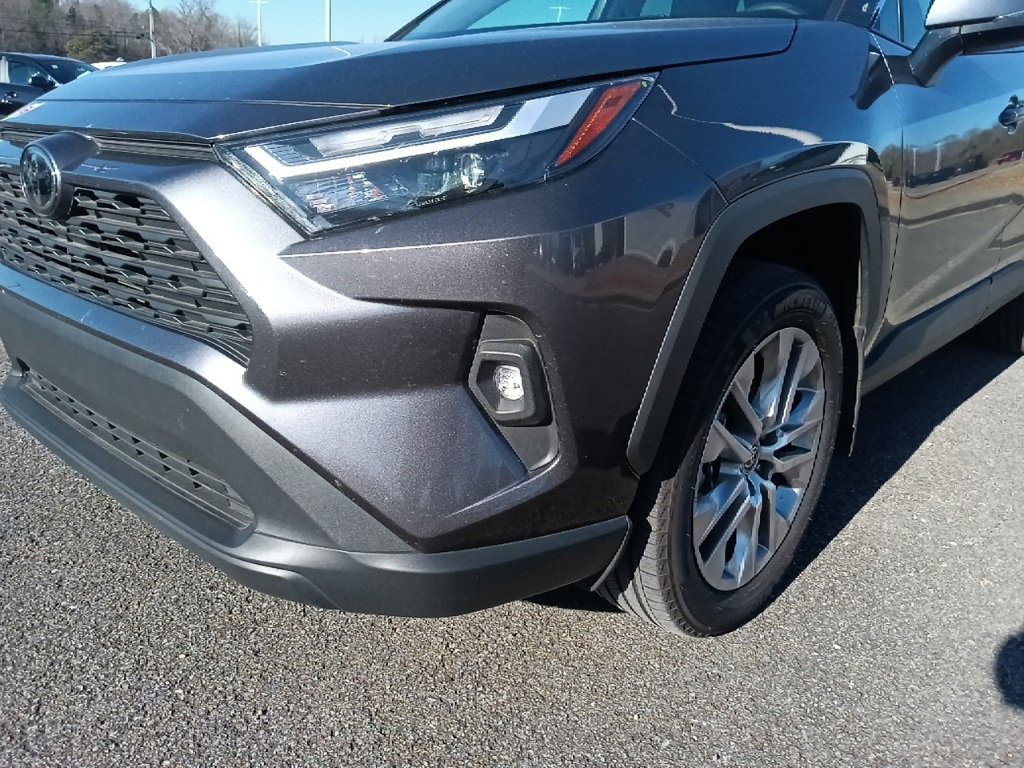 Used 2024 Toyota RAV4 XLE Premium image 9