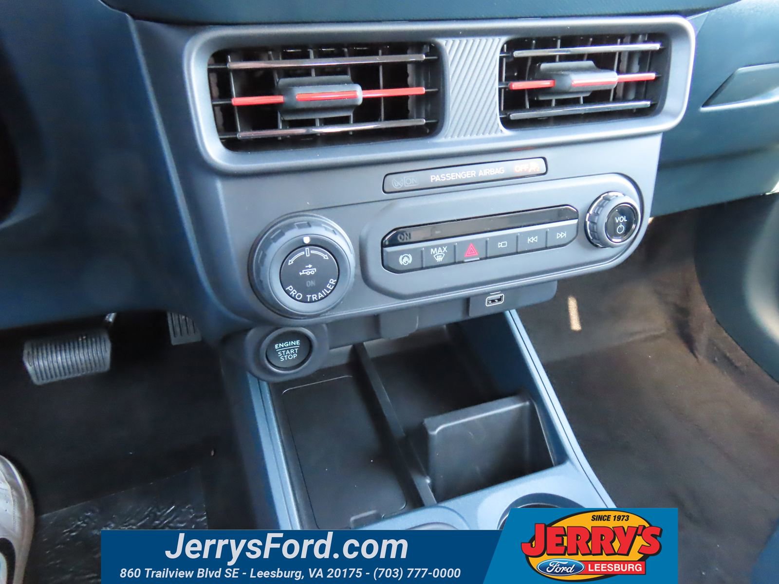 New 2026 Ford Maverick Lariat image 14