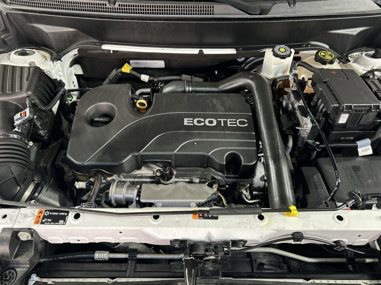 Used 2021 Chevrolet Equinox LT w/ LPO, Floor Liner Package image 10