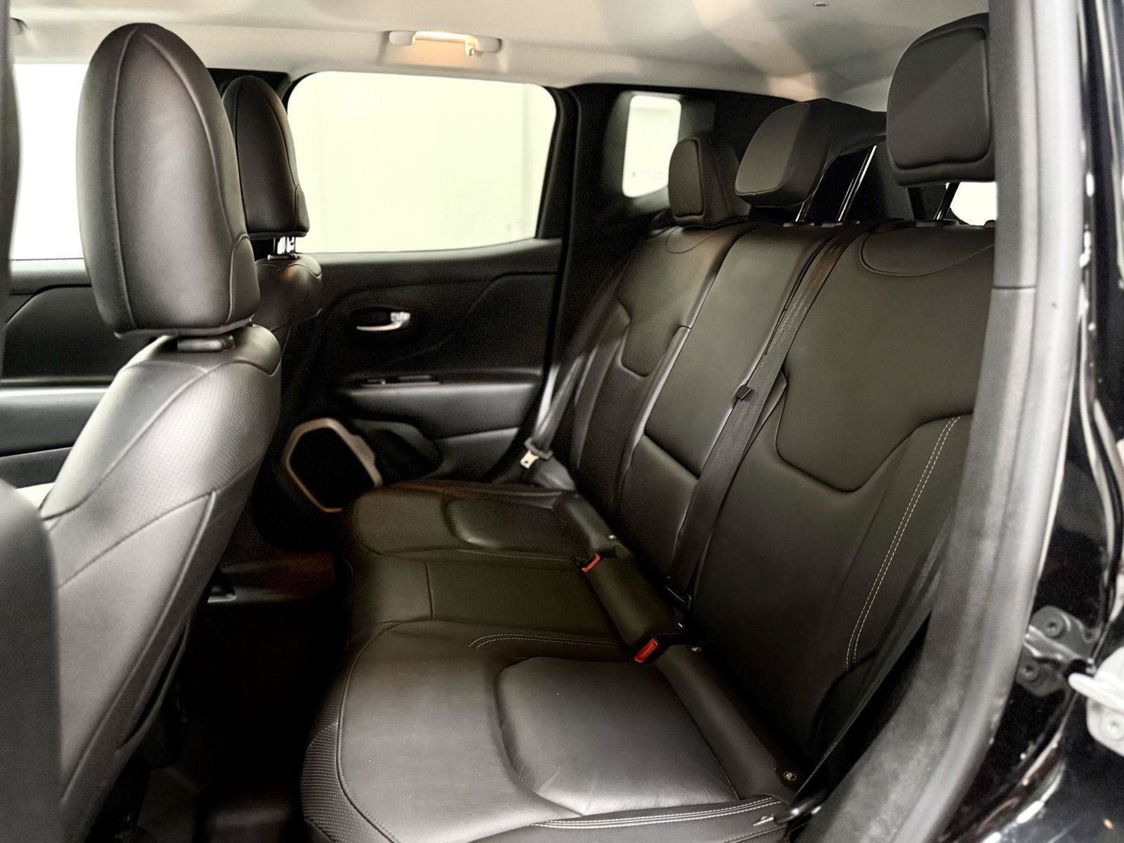 Used 2017 Jeep Renegade Limited AWD/4WD image 16
