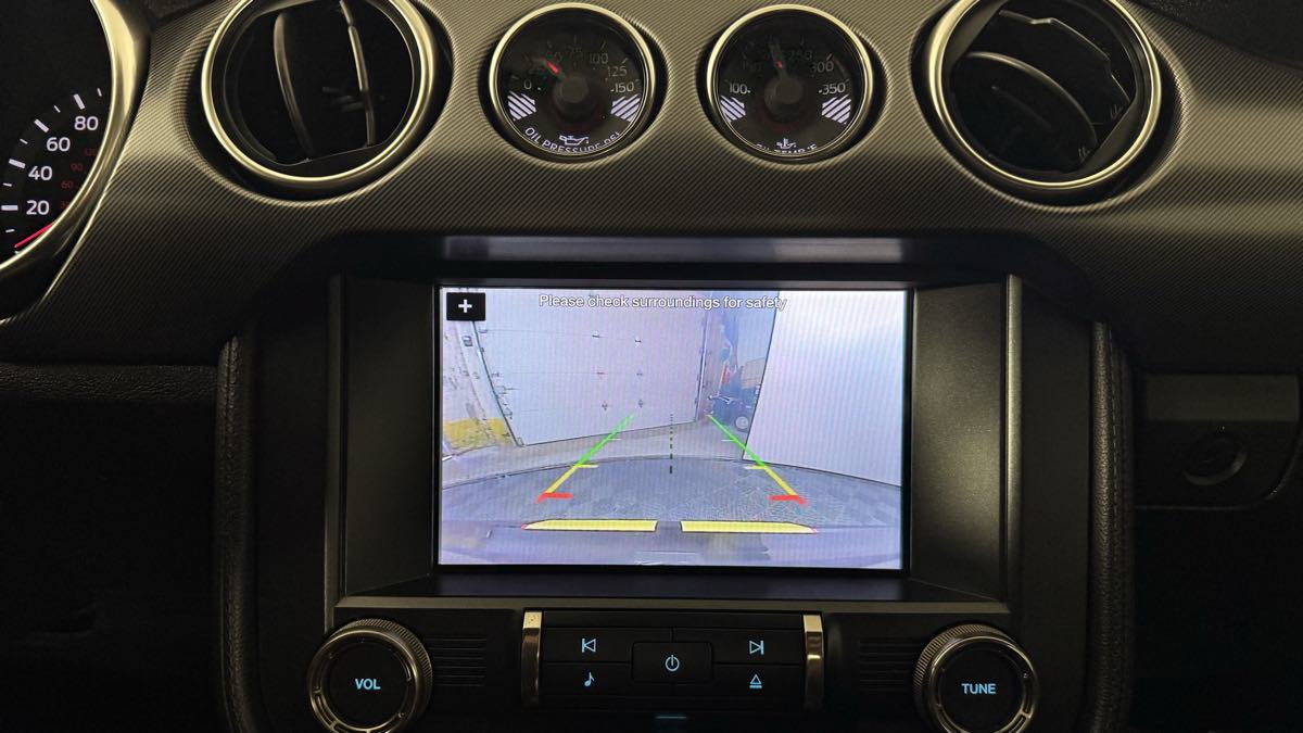 Used 2019 Ford Mustang Shelby GT350 w/ Technology Package RWD image 23