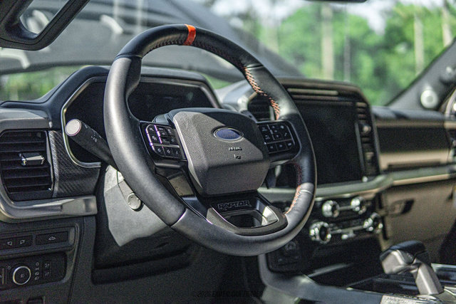 Used 2022 Ford F150 Raptor w/ Equipment Group 801A High AWD/4WD image 29