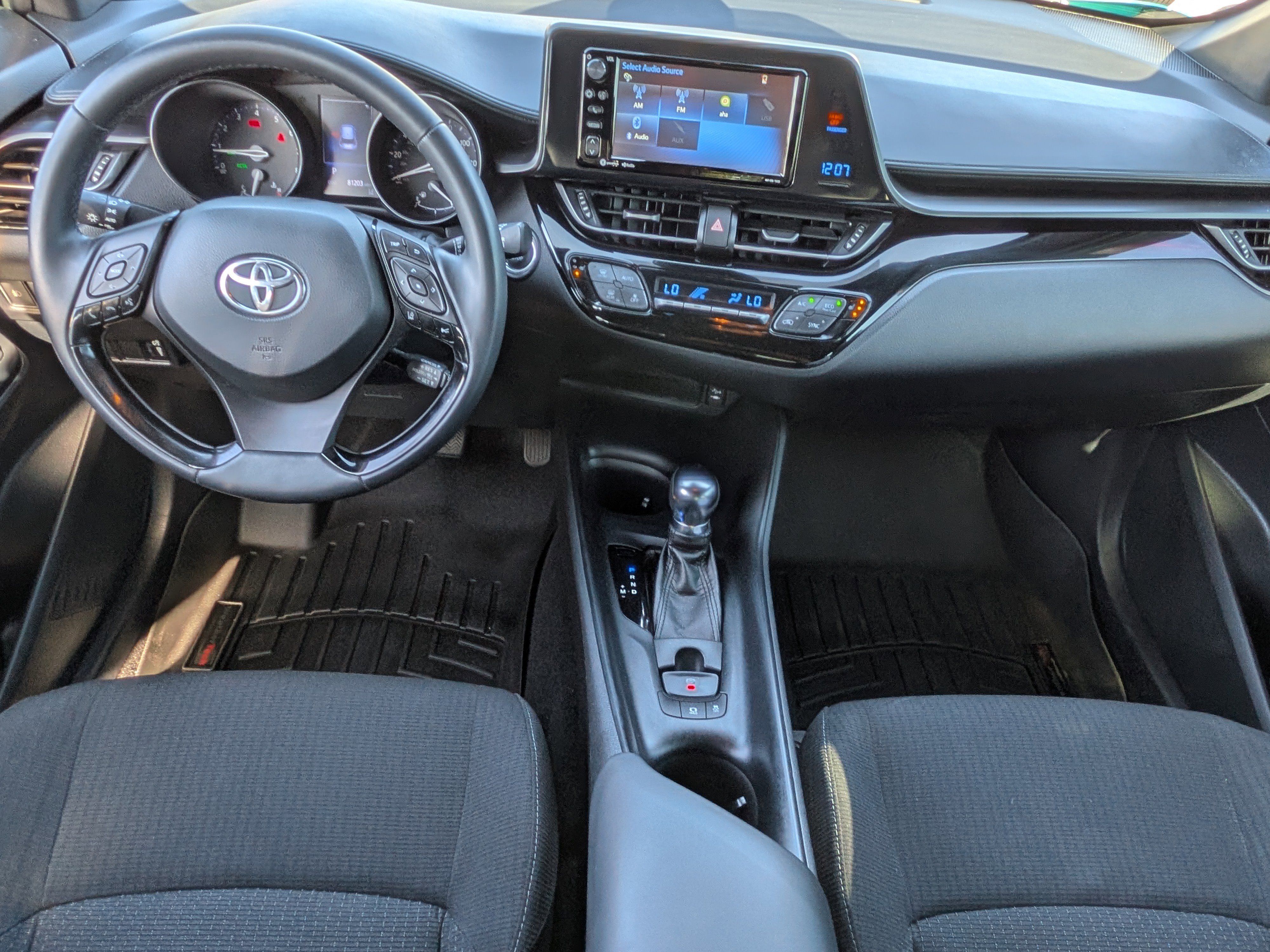 Used 2018 Toyota C-HR XLE image 14