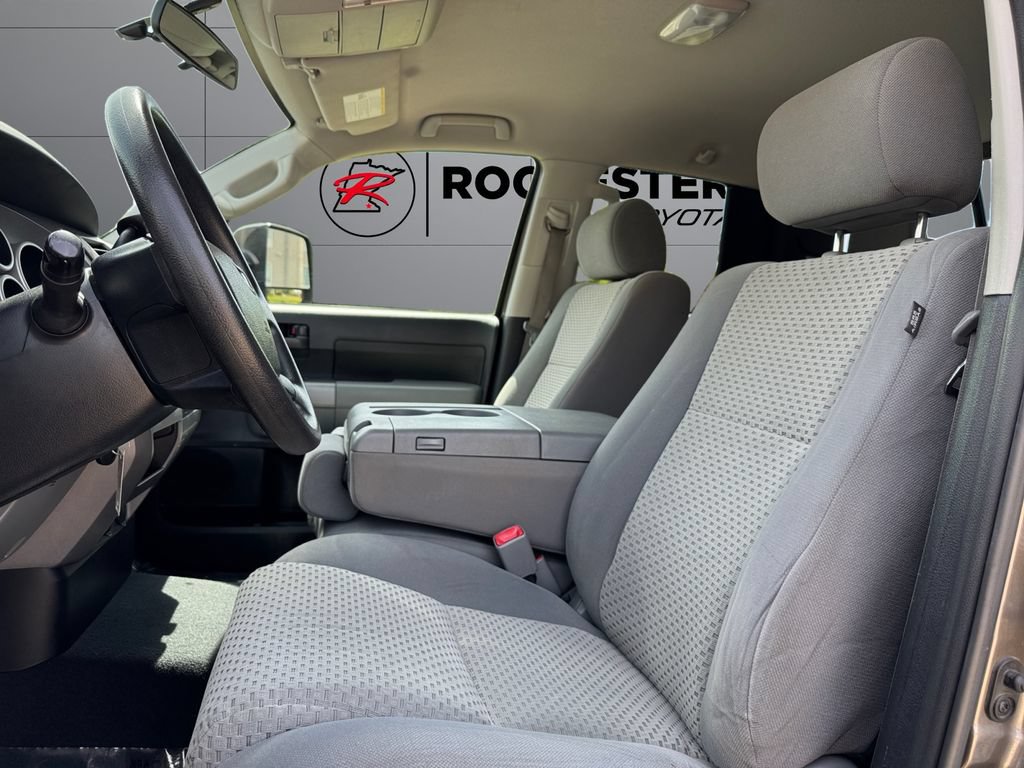 Used 2013 Toyota Tundra 4x4 Double Cab w/ Tow Pkg image 10