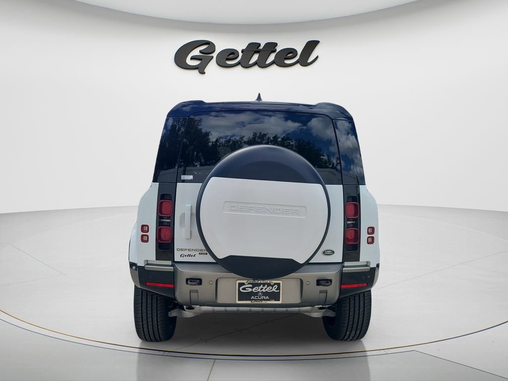 Used 2023 Land Rover Defender 110 X-Dynamic SE image 5