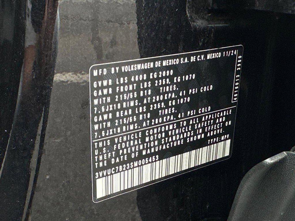 Used 2025 Volkswagen Taos SE image 22