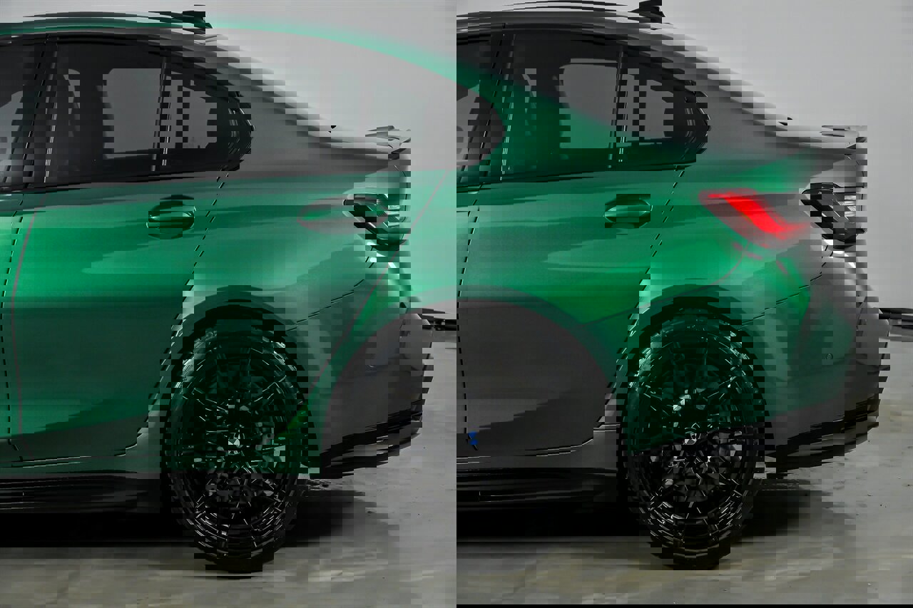 Used 2021 BMW M3 w/ M Carbon Exterior Package image 9