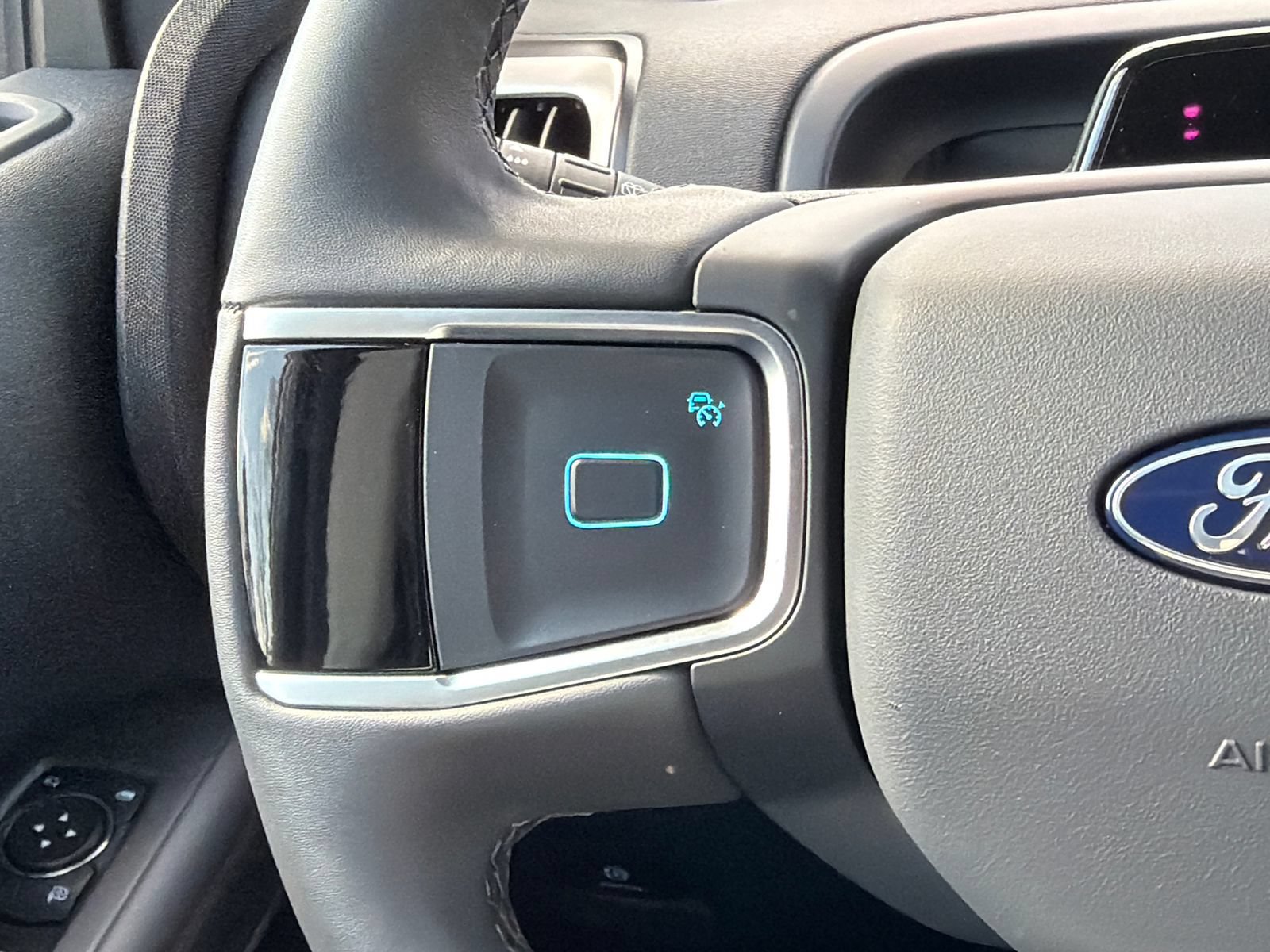 New 2025 Ford Expedition Max Active AWD/4WD image 25
