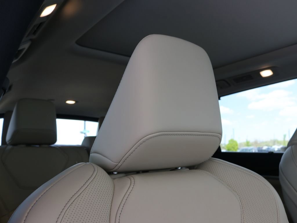 Certified 2025 INFINITI QX60 Sensory w/ Lighting Package (N94) AWD/4WD image 43