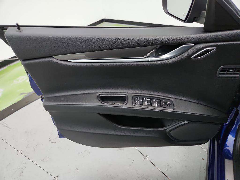 Used 2018 Maserati Ghibli image 22