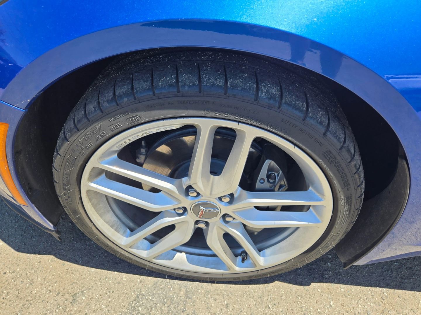 Used 2019 Chevrolet Corvette Stingray Coupe w/ 1LT image 23