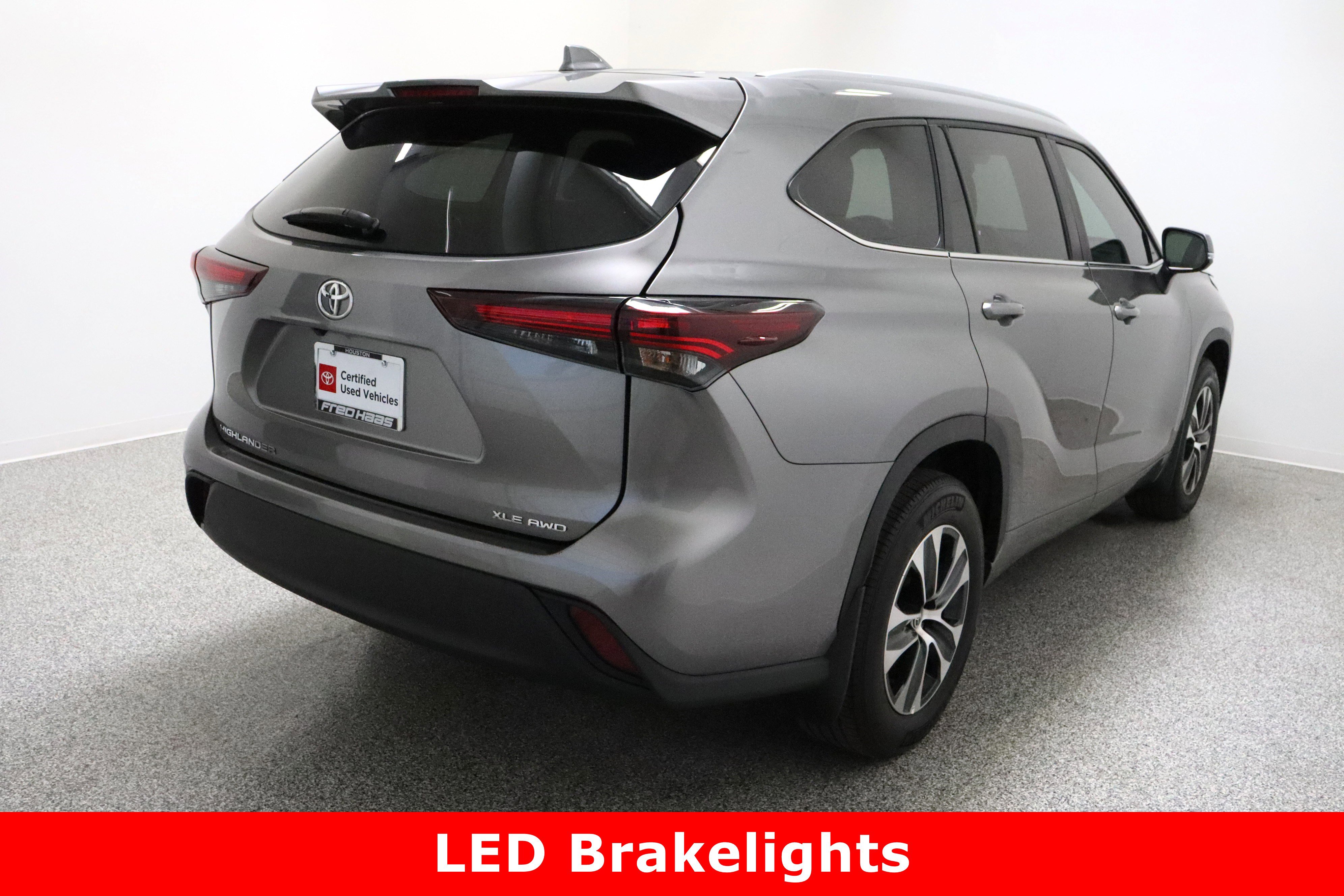 Certified 2025 Toyota Highlander XLE AWD/4WD image 7