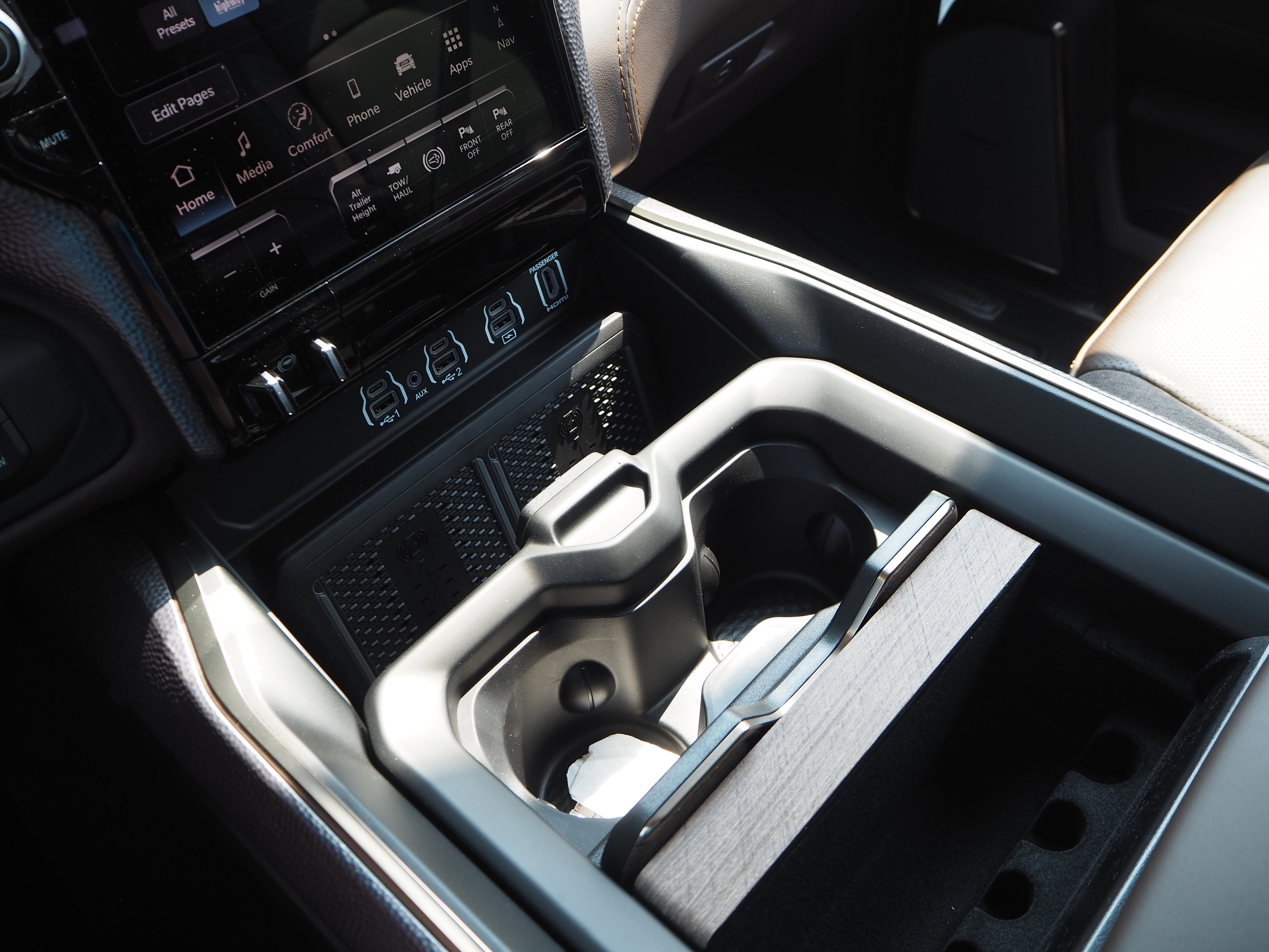 New 2025 RAM 2500 Limited AWD/4WD image 30