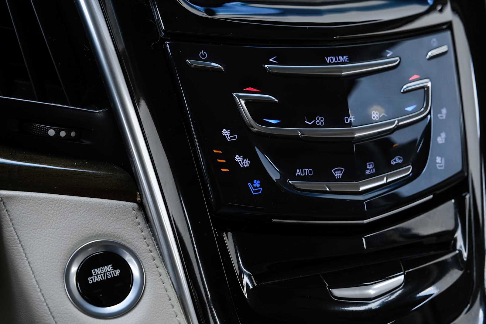 Used 2019 Cadillac Escalade Luxury image 27